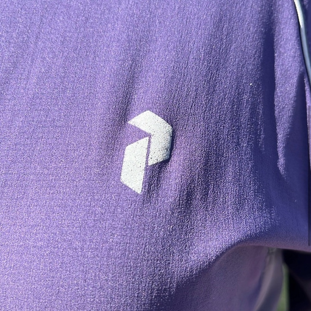 Peak Performance Lightweight Packable Jacket - Picture 3 of 9